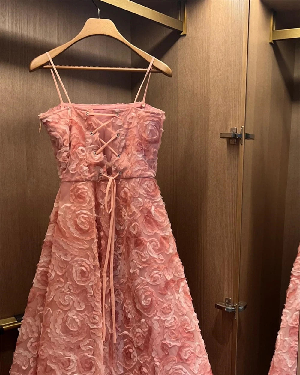 Robe de bal Femmes sans bretelles 2023 Nouvelles robes de soirée de mode Roseleaf