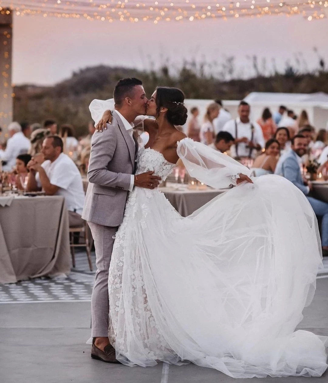 Robe de mariée en dentelle bohème avec manches longues amovibles chérie robes de mariée