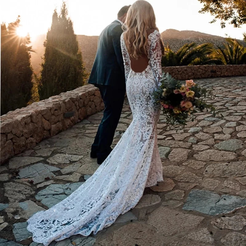 Beach Vintage Lace Wedding Dresses Open Back Long Sleeves Sweep Train V Neck Mermaid Bridal Gowns Boho Sexy Vestido De Mariee