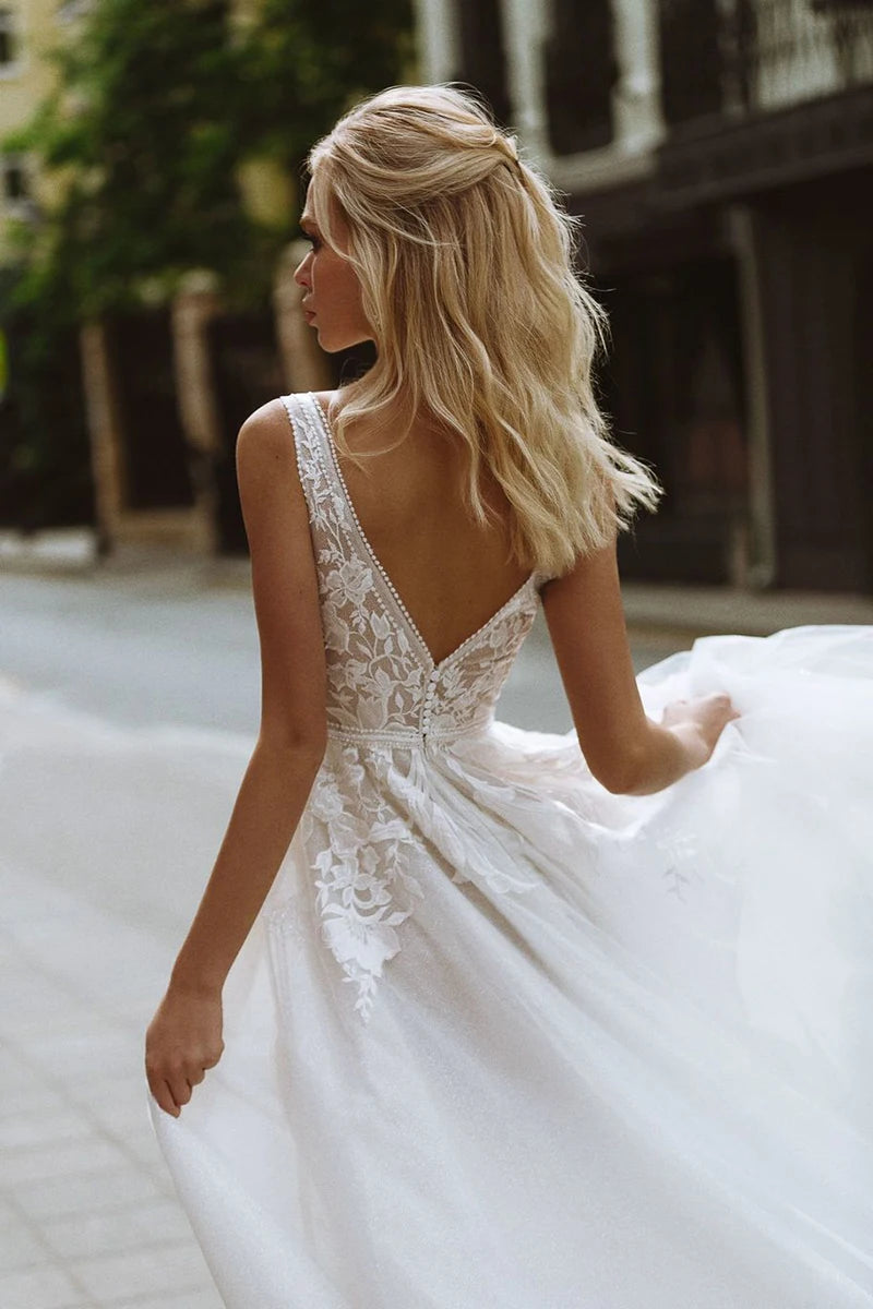 Abito da sposa a Ivory Boho Sexy Wexless a V-Necks Appliques Tulle Beach Bridal Abito da sposa abiti da sposa più dimensioni