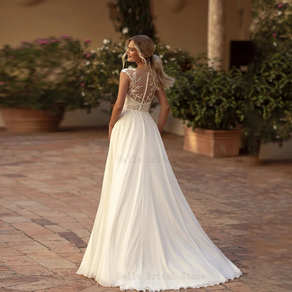 Abiti da sposa in chiffon classici o maniche per cappuccio per collo per abiti da sposa Appliques spazzano a fessura anteriore a-line с вадебное платье 2024