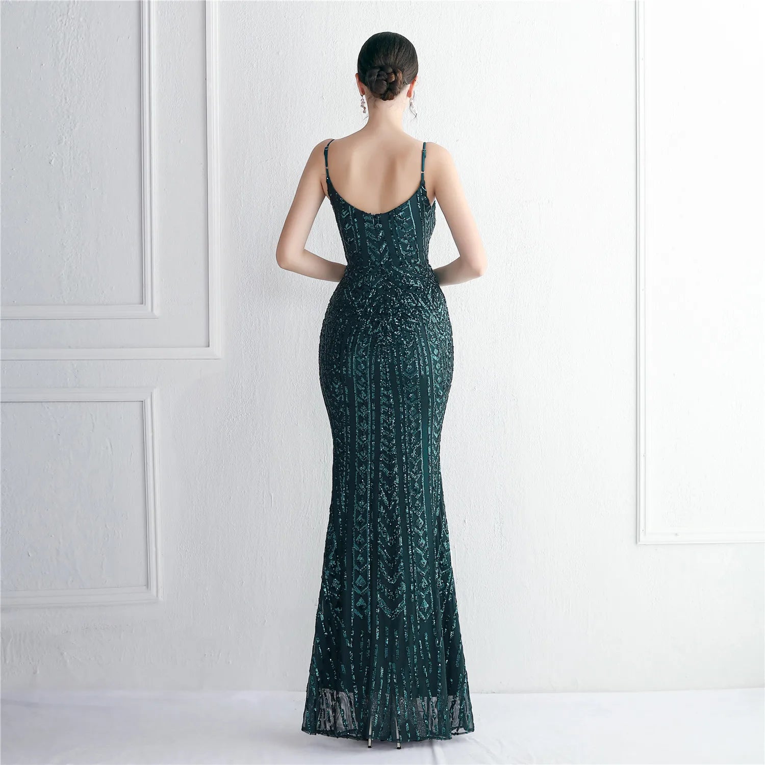 YIDINGZS Women Green Sequin Dress Strap Party Maxi Dress Sexy V Neck Evening Dress Long Prom Dress