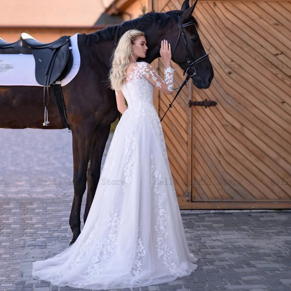 Vestidos de noiva de tule brancos elegantes V de pescoço com mangas compridas crescidas Apliques Ilusão Vestidos de linha A-line do chão de Novia