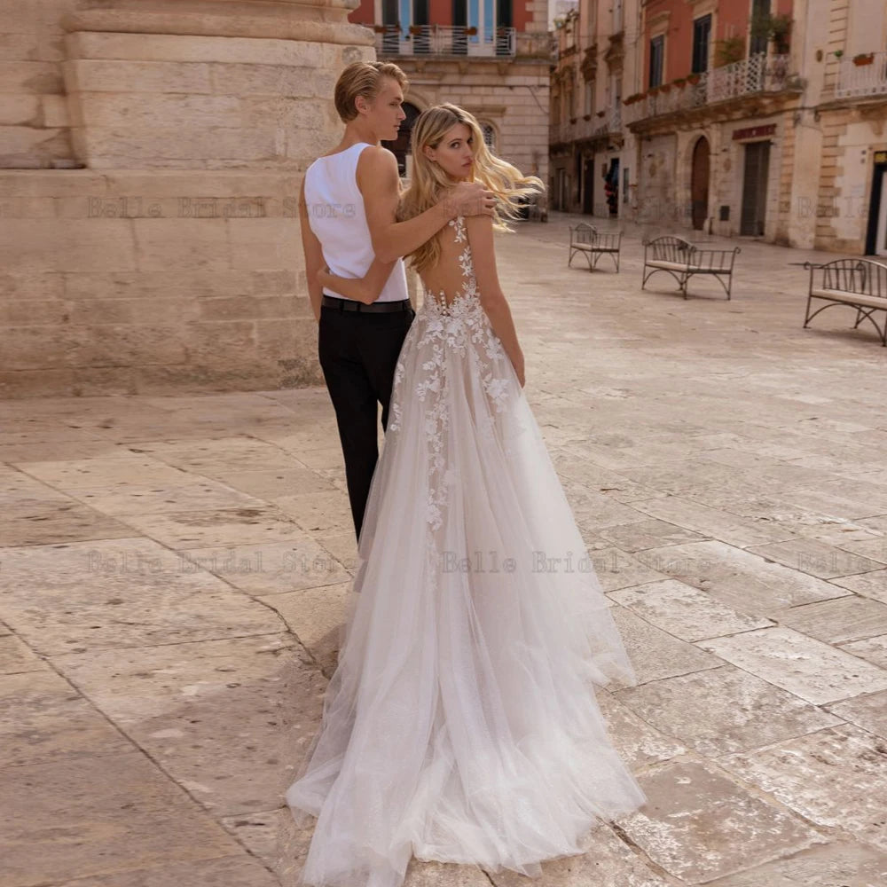 Vestidos de novia clásicos de línea A O ILUSIÓN NECLO Growns Growns Appliique sin espalda Longitud de piso Tul Vestidos de Novia