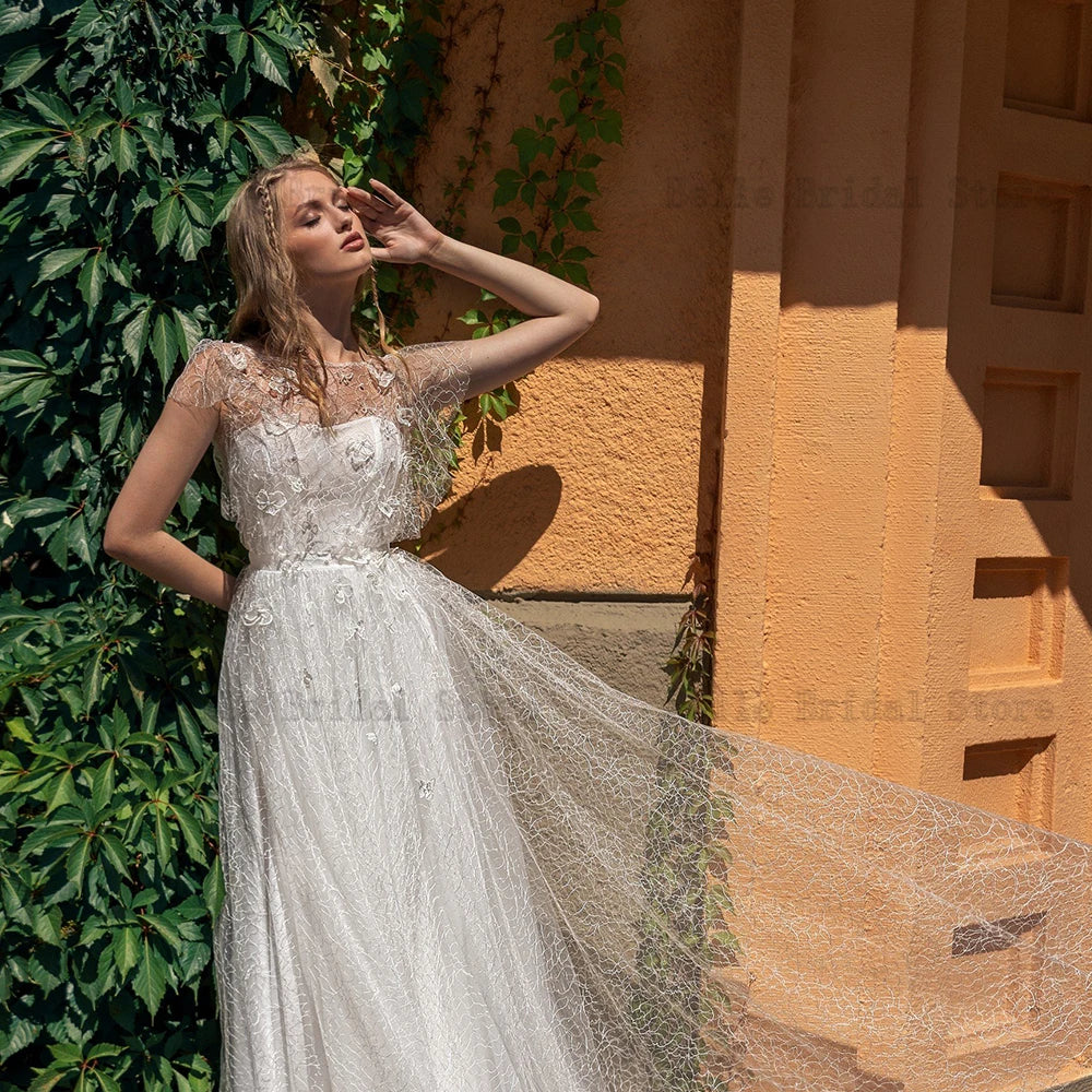 Vestidos de noiva de renda clássicos para mulher o pescoço mangas de boné de noiva crescido