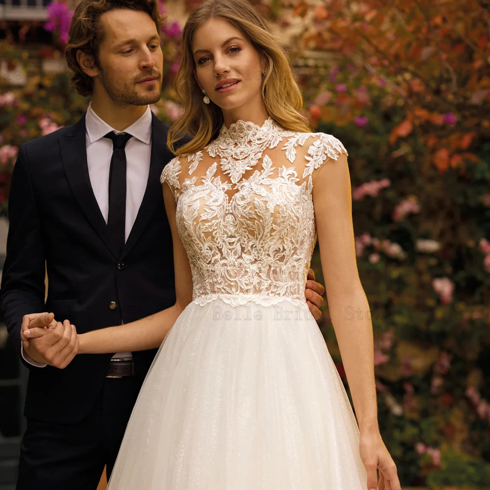 Abiti da sposa classici maniche da sposa con cappuccio al collo alto Appliques Lunghezza del pavimento illuso