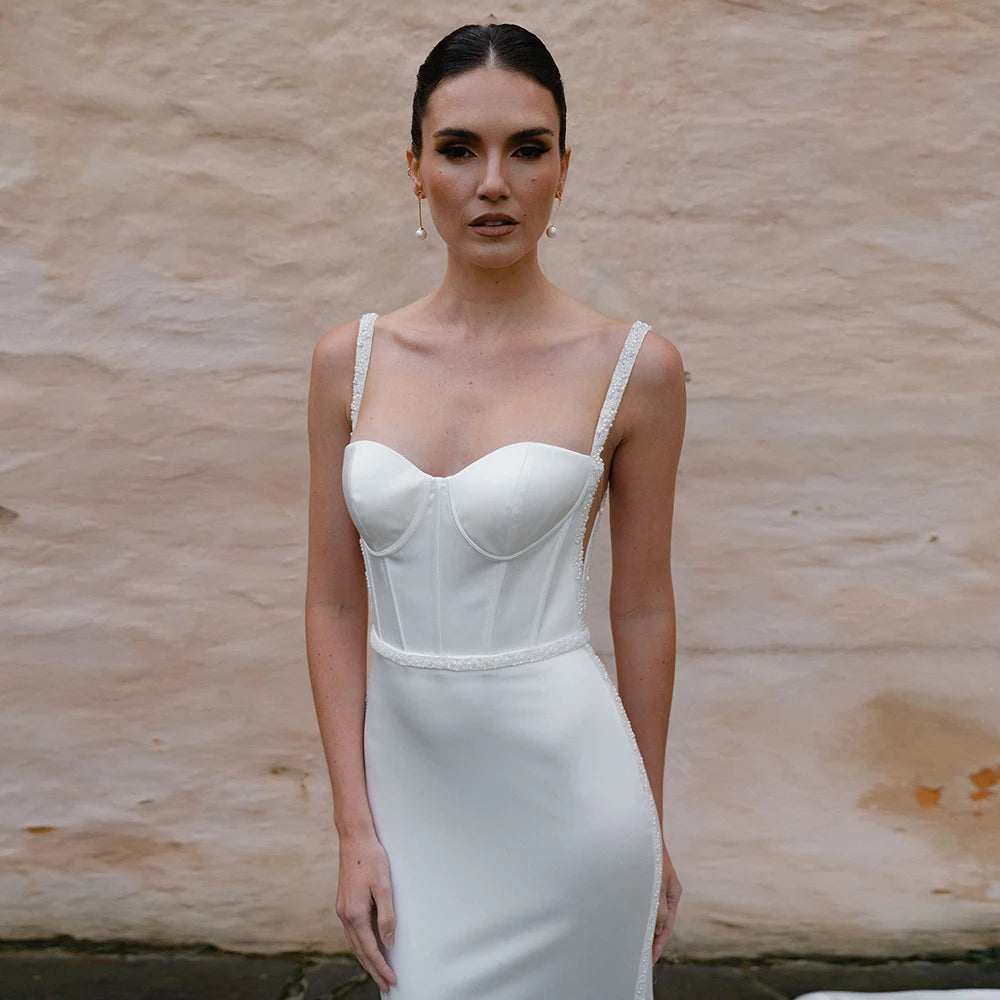 Splendidi abiti da sposa con spalline spaghetti per donne che spina coltivati ​​da spina con perline bianche Vestidos de noni