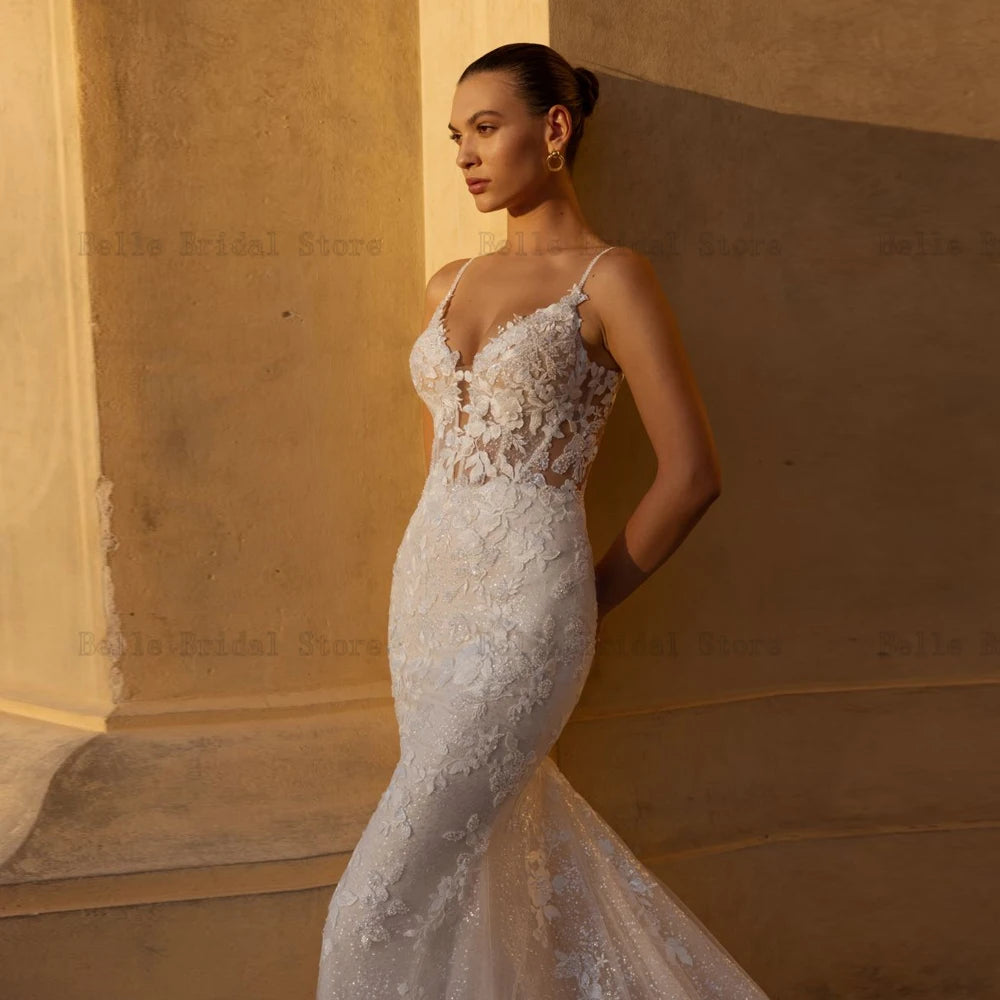 Exquisite Mermaid Wedding Dresses Spaghetti Straps Backless Bridal Growns Appliques Illusion Sweep Train Tulle Vestidos De Novia