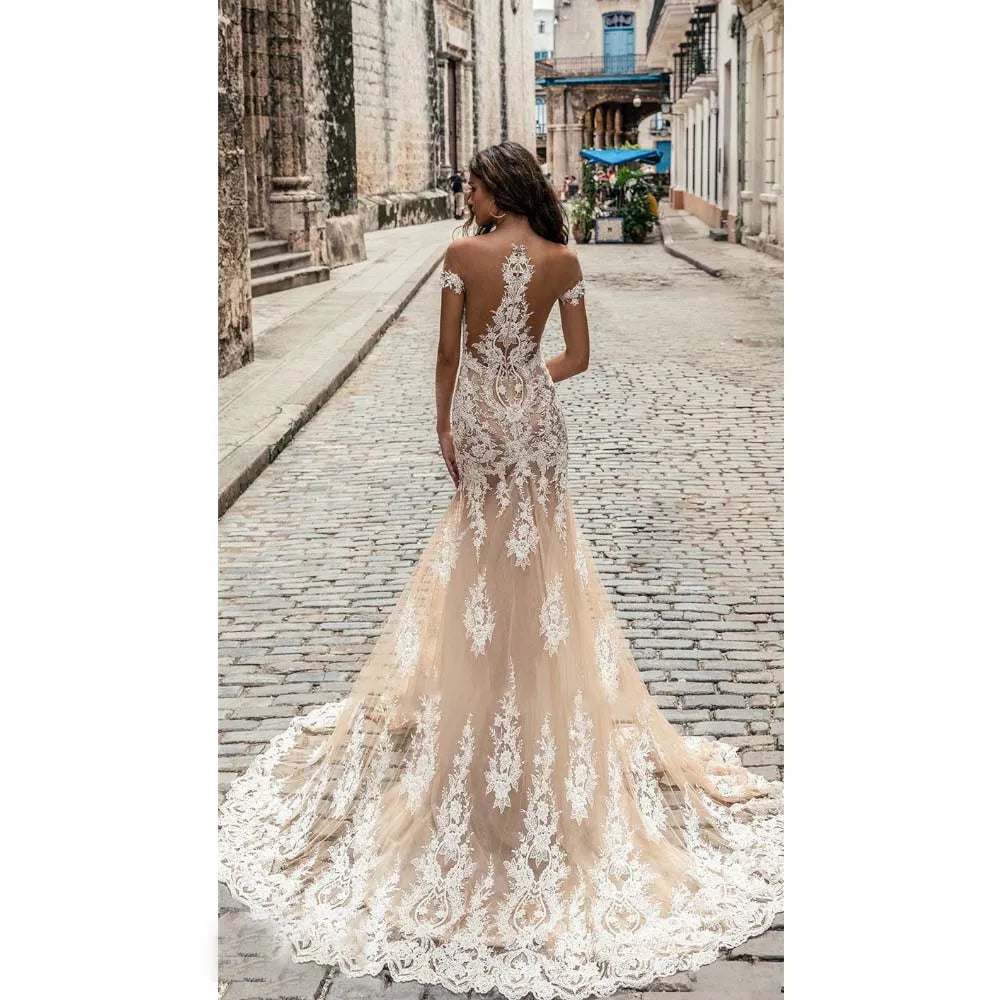 2024 Vestidos de novia de encaje de sirena de lujo Abrido de espalda en V de espalda en V de los hombros Vestidos de barrido Vestido de Novia