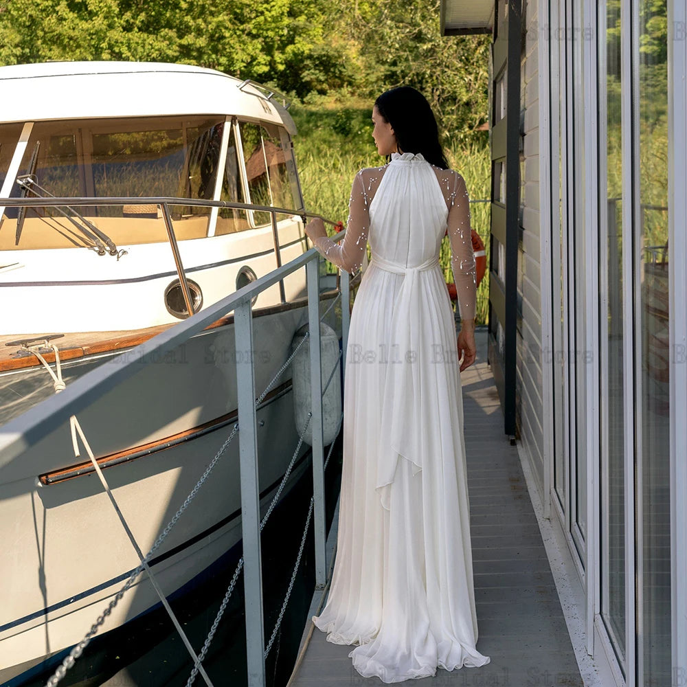 Eleganti abiti da sposa in chiffon per sposa a vccincio al collo alto maniche lunghe abiti da sposa perle spazzano treno a-line Robe de mariee