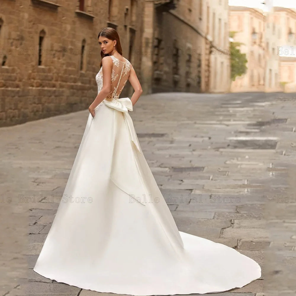 Elegant Ivory Wedding Dresses V Neck Sleeveless Bridal Gowns Appliques Back Bow A-Line Sweep Train Satin Vestidos De Novia 2023