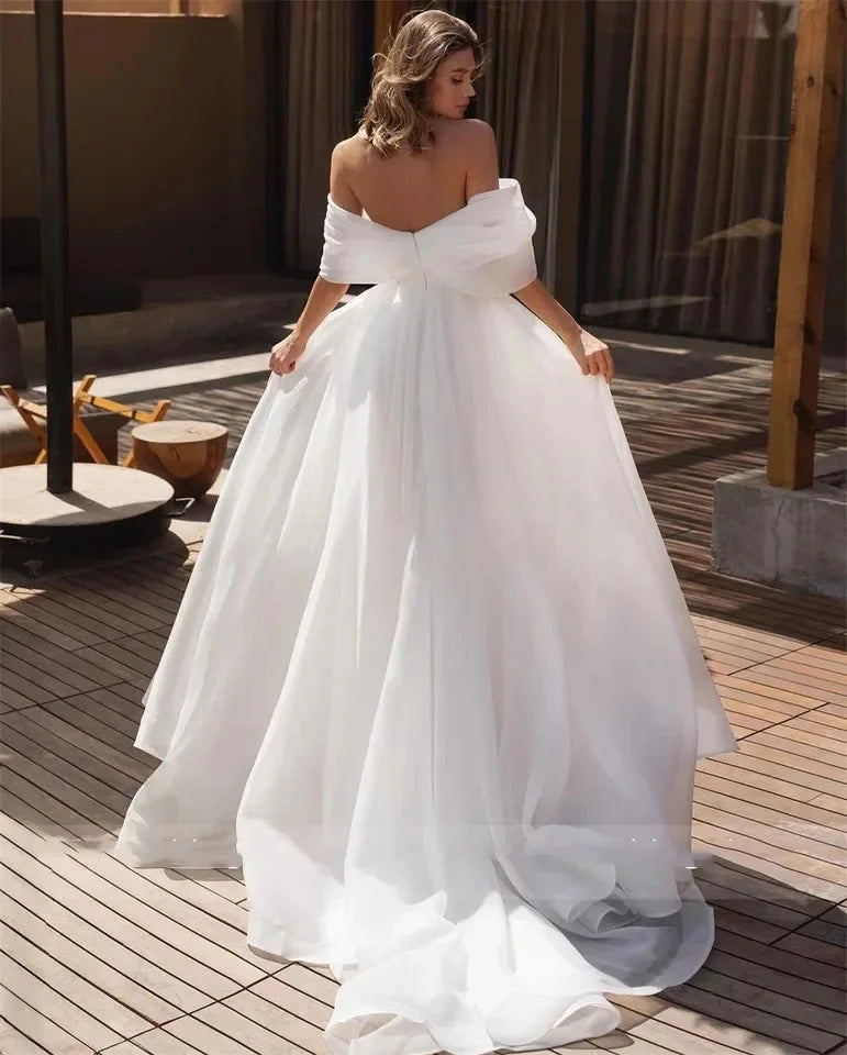 Vestidos de novia de Bohemia Princesa A-Line Organa Off Shoulder Vestidos nupciales Lados sexys para mujeres Medida de personalización impresionante