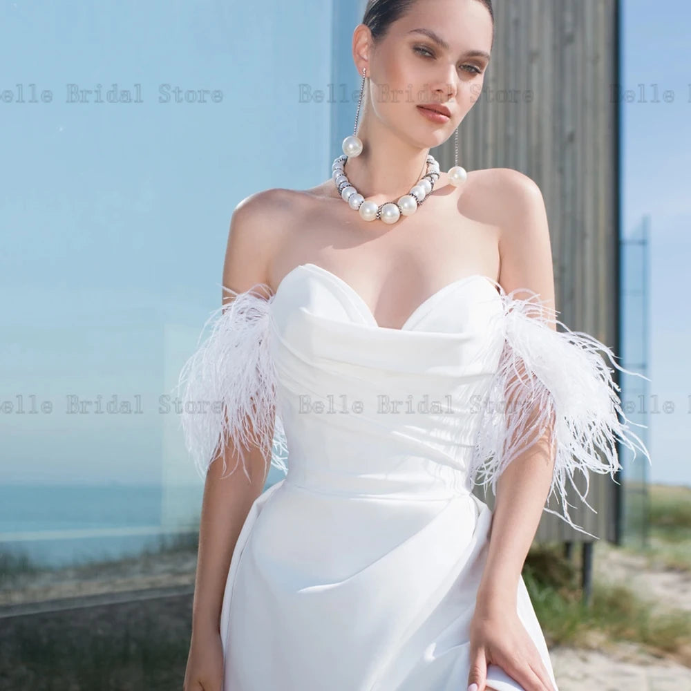 Eleganti abiti da sposa bianchi abiti da sposa a cucina a cuore da sposa piuma spazzano a fessura anteriore a-line vestidos de noni 2024