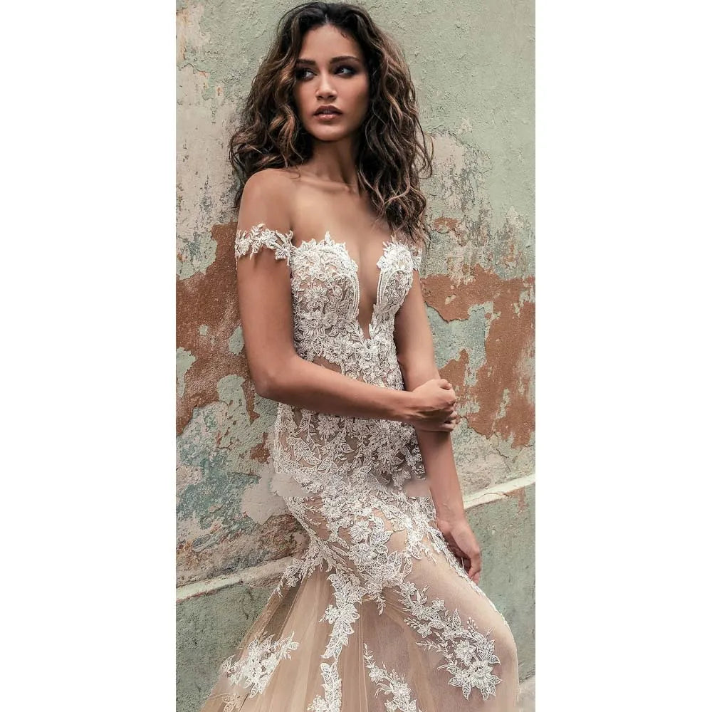 2024 Vestidos de novia de encaje de sirena de lujo Abrido de espalda en V de espalda en V de los hombros Vestidos de barrido Vestido de Novia