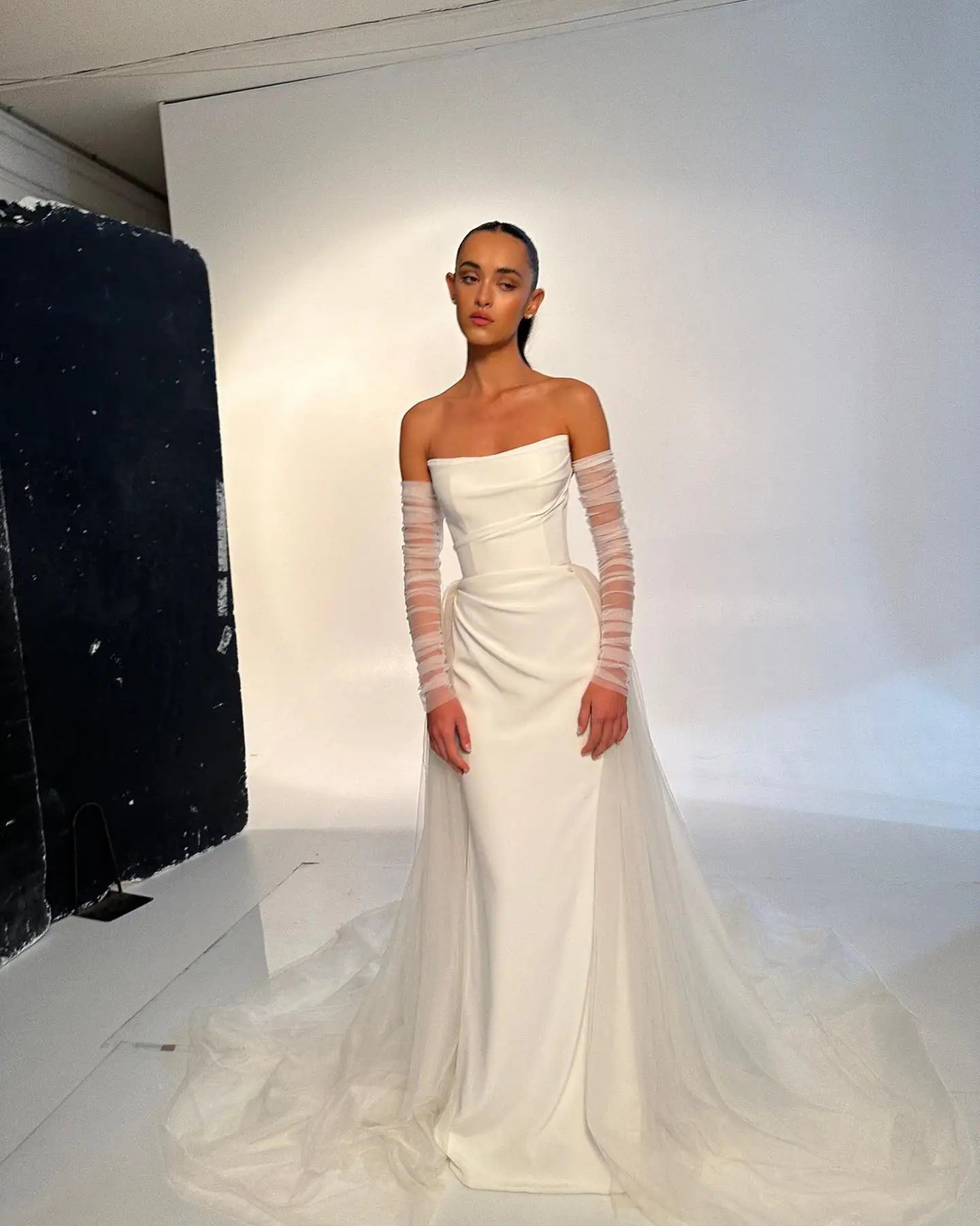 Robes de mariée sirène plimaid moderne avec un long train détachable fabriqué sur mesure 2024 Vestido de Noival