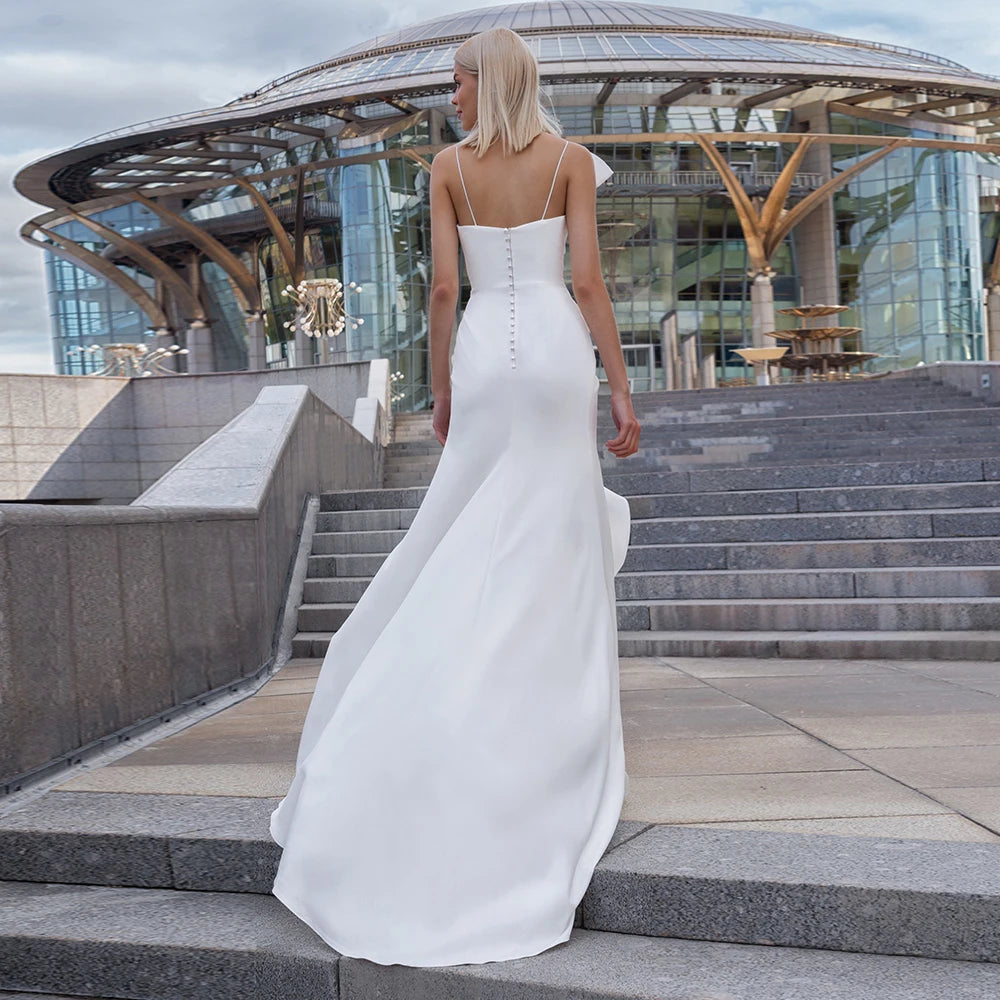 Simple Sleeveless V-Neck Wedding Dresses for Women Spaghetti Strap Bridal Growns with White Flowers Ruffles De Novia Backless