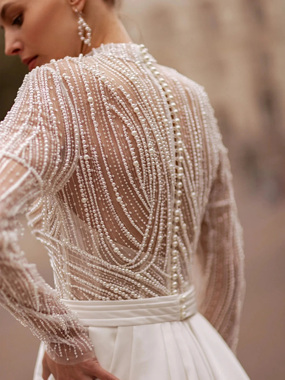 Vestido de novia de manga larga modesta perlas hechas a mano Rata de novia elegante satén a satén larga túnica de vestidos de novia de mariée