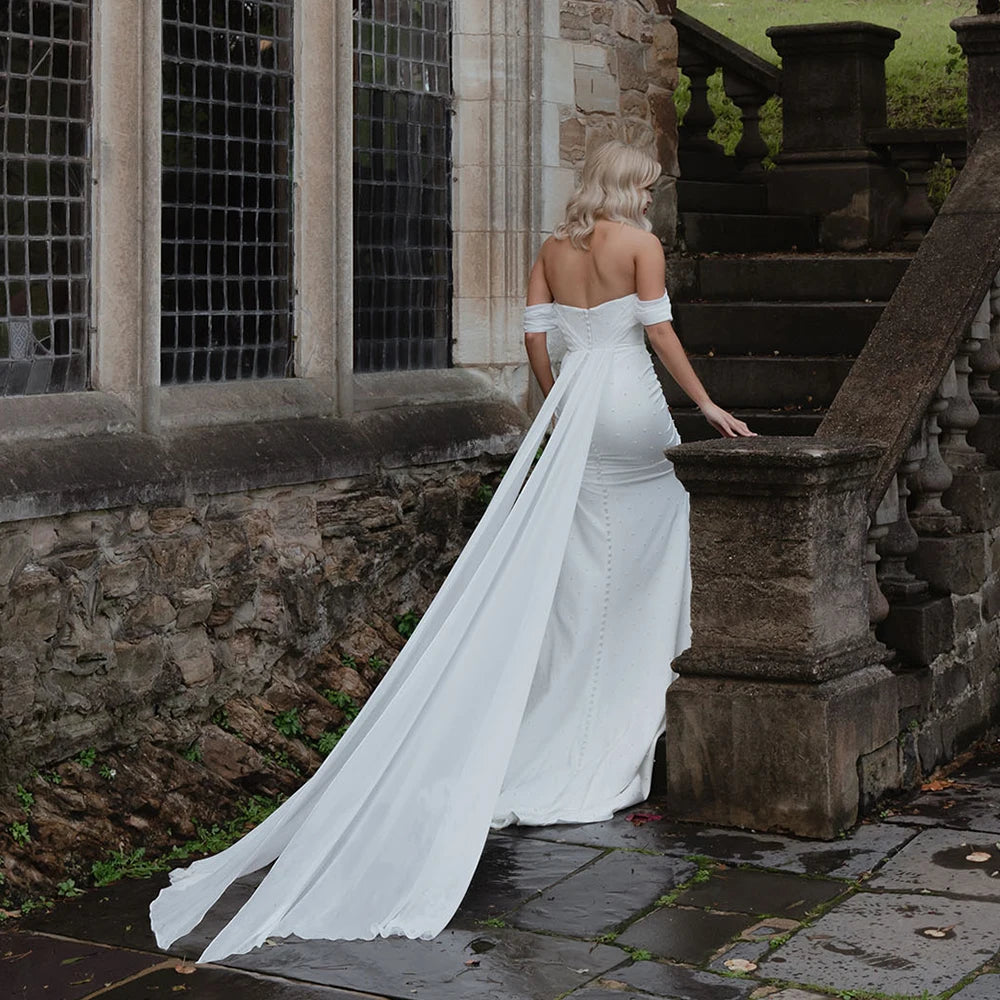 Robes de mariée Gorgeo Strapiess pour femmes