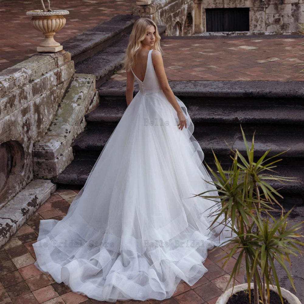 Semplici abiti da sposa per sposa profonda a v maniche senza maniche coltivate da sposa lunghezza del pavimento a livello senza schienale A-line Vestidos de noni 2023