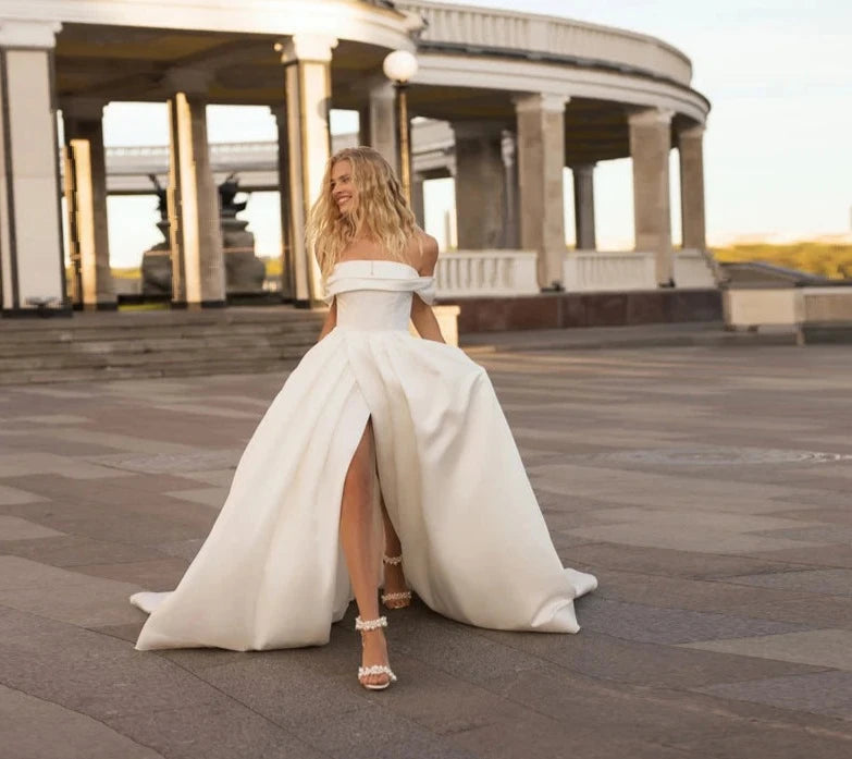 Vestido de novia de satén para mujeres Una línea elegante manga de cuello de bote de bote altura de vestidos de novia de bablar de novia trián