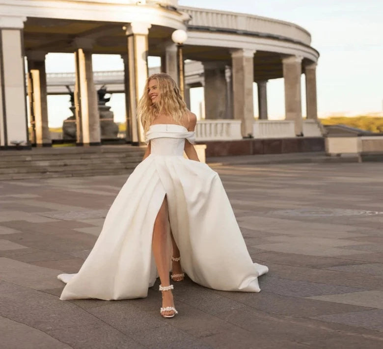 Vestido de novia de satén para mujeres Una línea elegante manga de cuello de bote de bote altura de vestidos de novia de bablar de novia trián