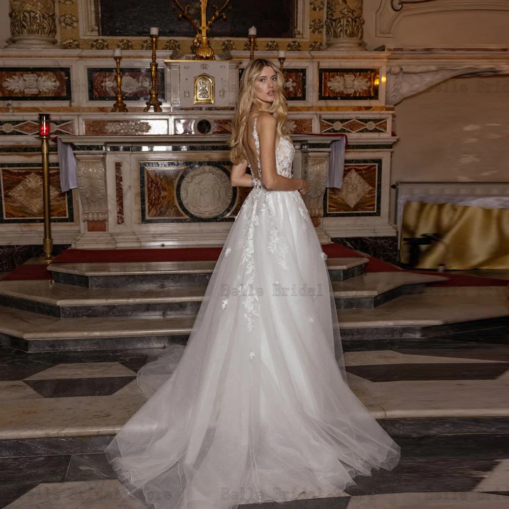 Eleganti abiti da sposa bianchi Abiti profondi a V Necks Bridals Growns Applique Lunghezza del pavimento a fessura alta A-Line Vestidos de novi 2023