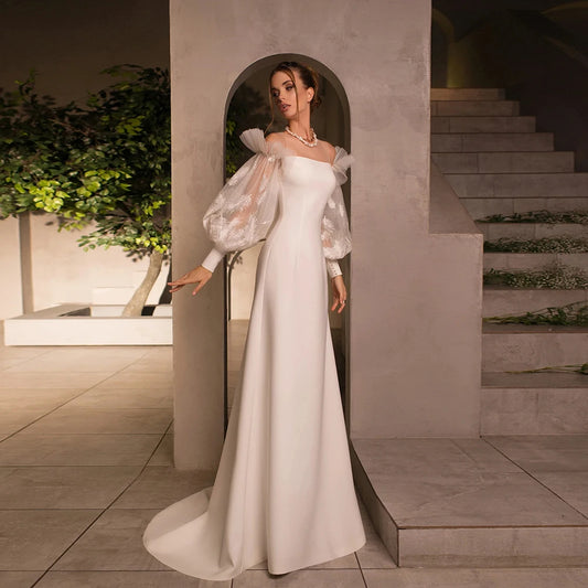Simple Ivory Wedding Dresses O Neck Long Sleeves Bridal Gowns Feather Appliques Back Button Floor-Length Vestidos De Novia 2023
