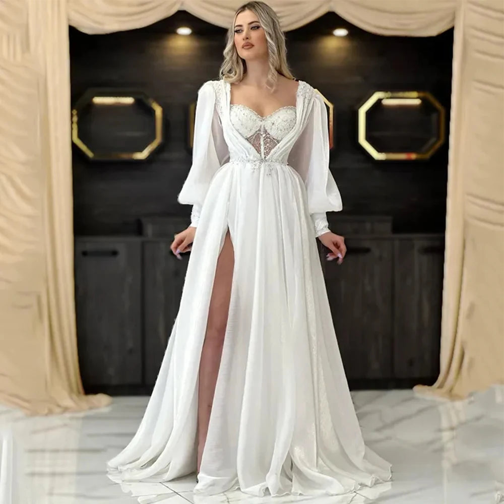 Elegante, wunderschöne Brautkleider für Frauen, exquisiter quadratischer Kragen, flauschige lange Ärmel, hohe Gabel, Wischbrautkleid nach Maß