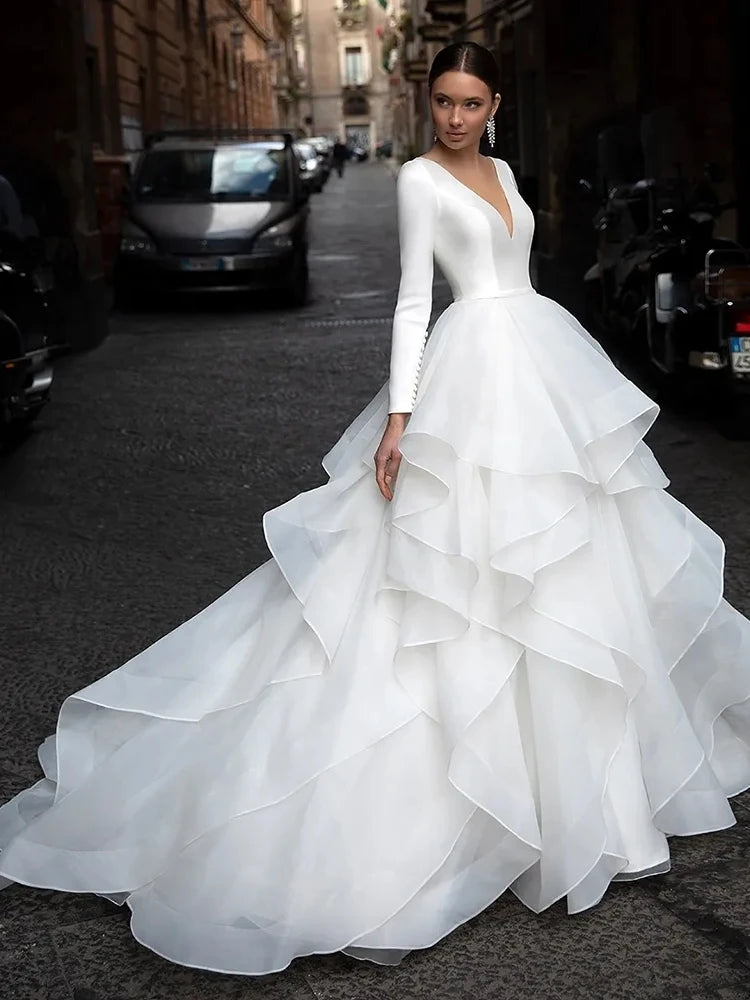 Hermosos vestidos de novia con cuello en v túnica nupcial moderna con mangas largas vestidos de pliegues de mangas niveladas de lujo de novia