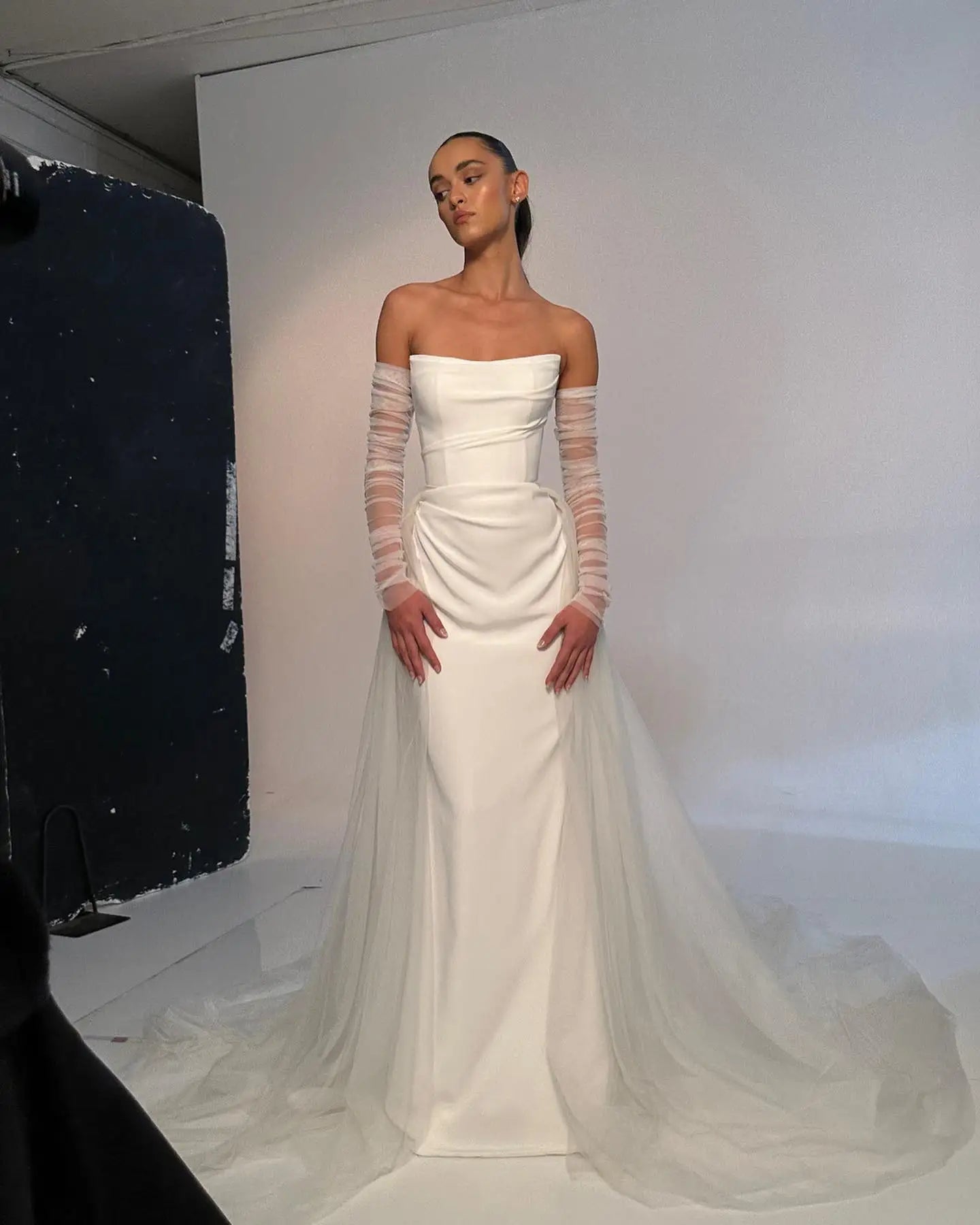 Abiti da sposa moderni senza spalline sirene senza spalline con lungo treno staccabile su misura 2024 Vestido de noival