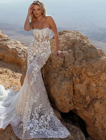 Robes de mariée sirène Appliques en dentelle 3D Fleurs perles Crystal Boho Bride Gowns sans manches Robe de mariée sans dos