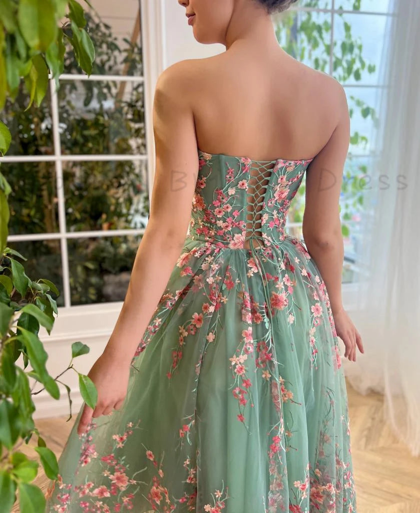 Sage Green Tulle Prom Vestidos para adolescentes chicas con bordados de encaje rosado Vestido de fiesta de cumpleaños hasta la línea de cumpleaños A-Line ف¶