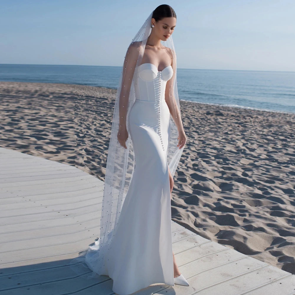 Schlichte weiße Brautkleider mit herzförmigem Ausschnitt, Brautkleider mit Reißverschluss hinten, bodenlang, Frontschlitz, Meerjungfrau, Vestidos de Novia 2024