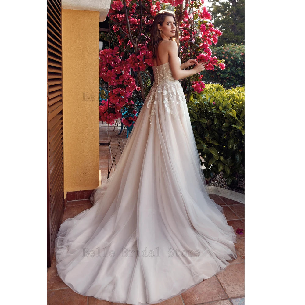 Abiti da sposa classici a cuore a cuore Abiti da sposa a-line Appliques Pulsante Botton Back Sweep Train Tulle Vestidos de noni 2023