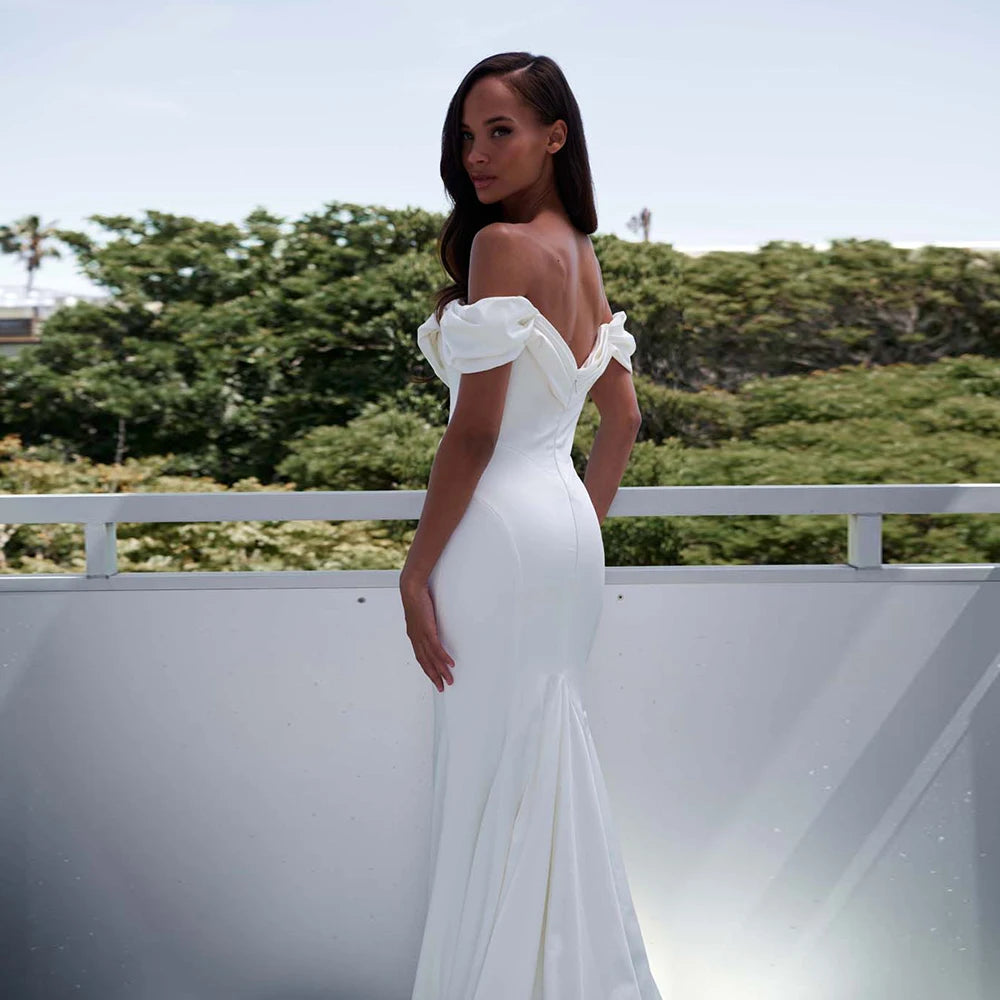 Vestidos de novia blancos de moda para mujeres Maneveless Novess Growns con volantes Vestidos de Novia Backless 2024